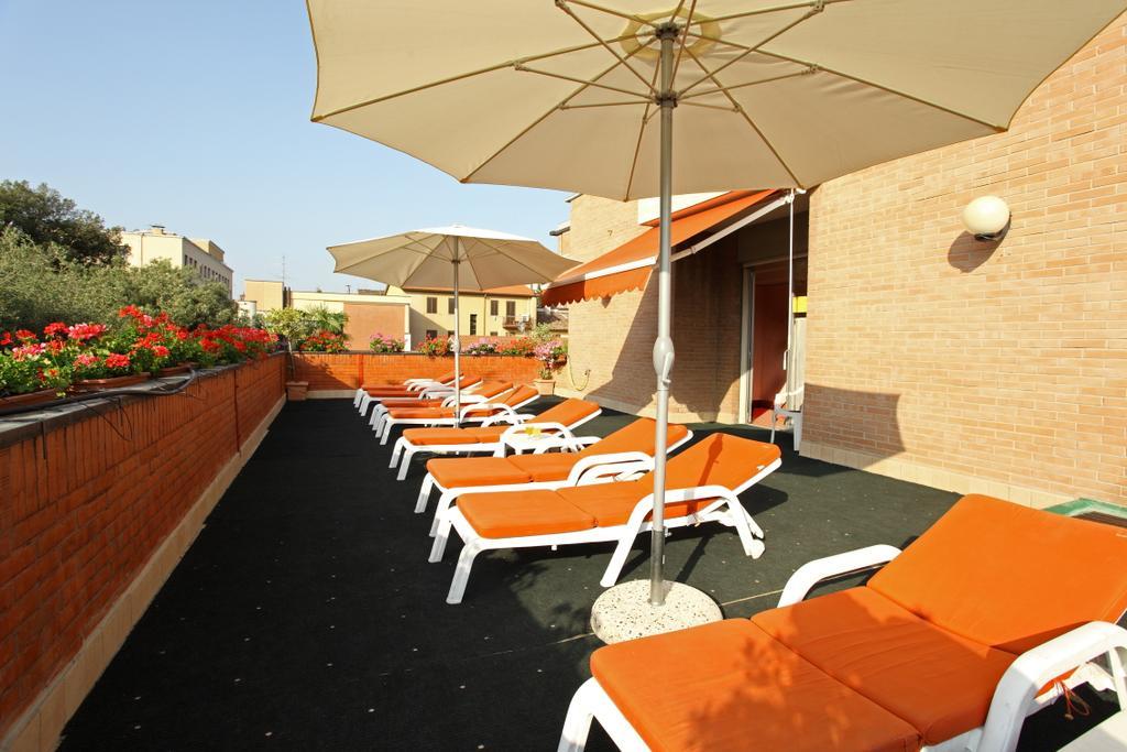 Hotel Rosa Del Deserto Castrocaro Terme Exterior foto